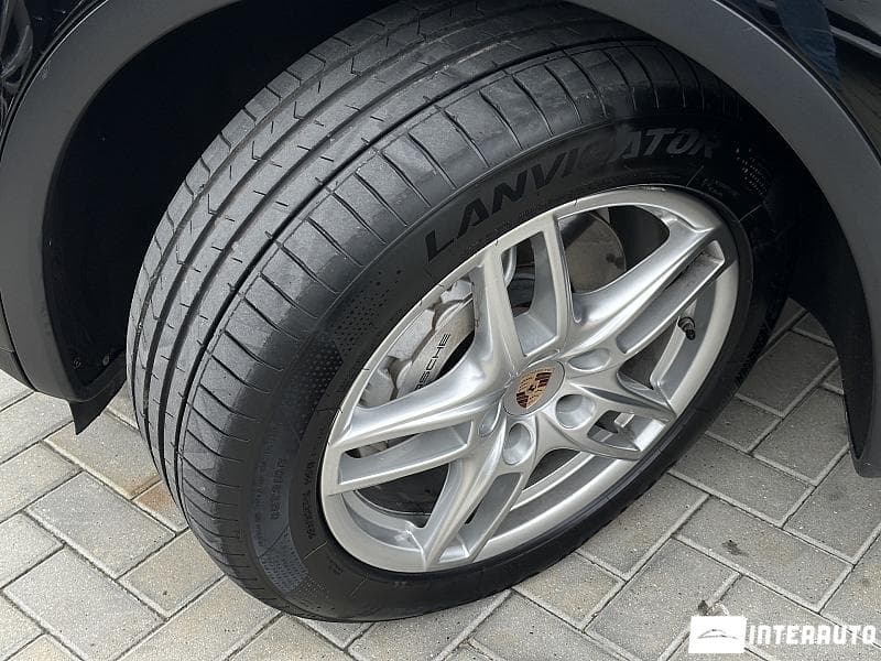 2013 Porsche Cayenne S Hybrid — Miniatură 17
