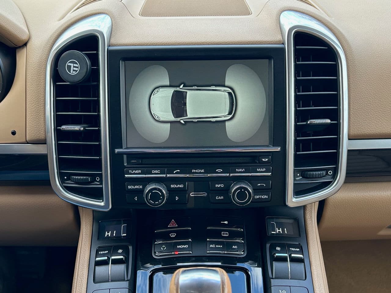 2011 Porsche Cayenne — Miniatură 12
