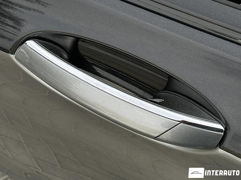 2020 BMW 740 — Miniatură 21