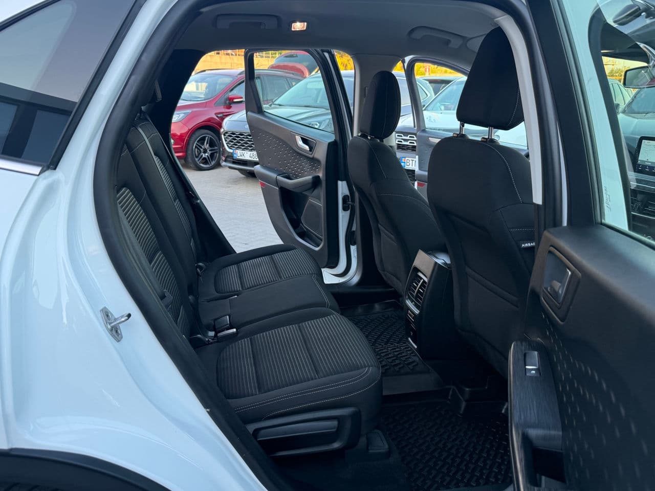 2020 Ford Kuga — Miniatură 15