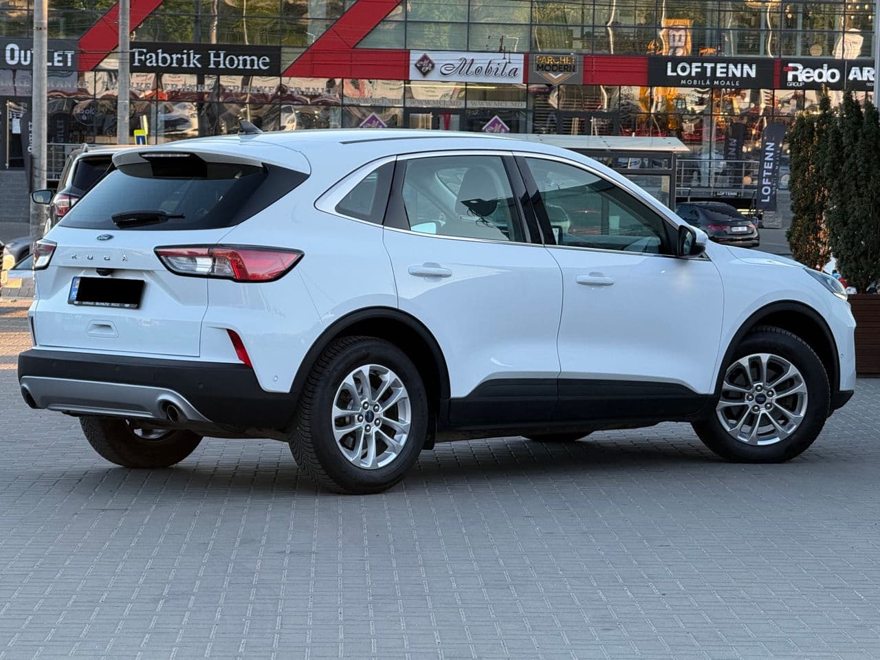 2020 Ford Kuga — Miniatură 3