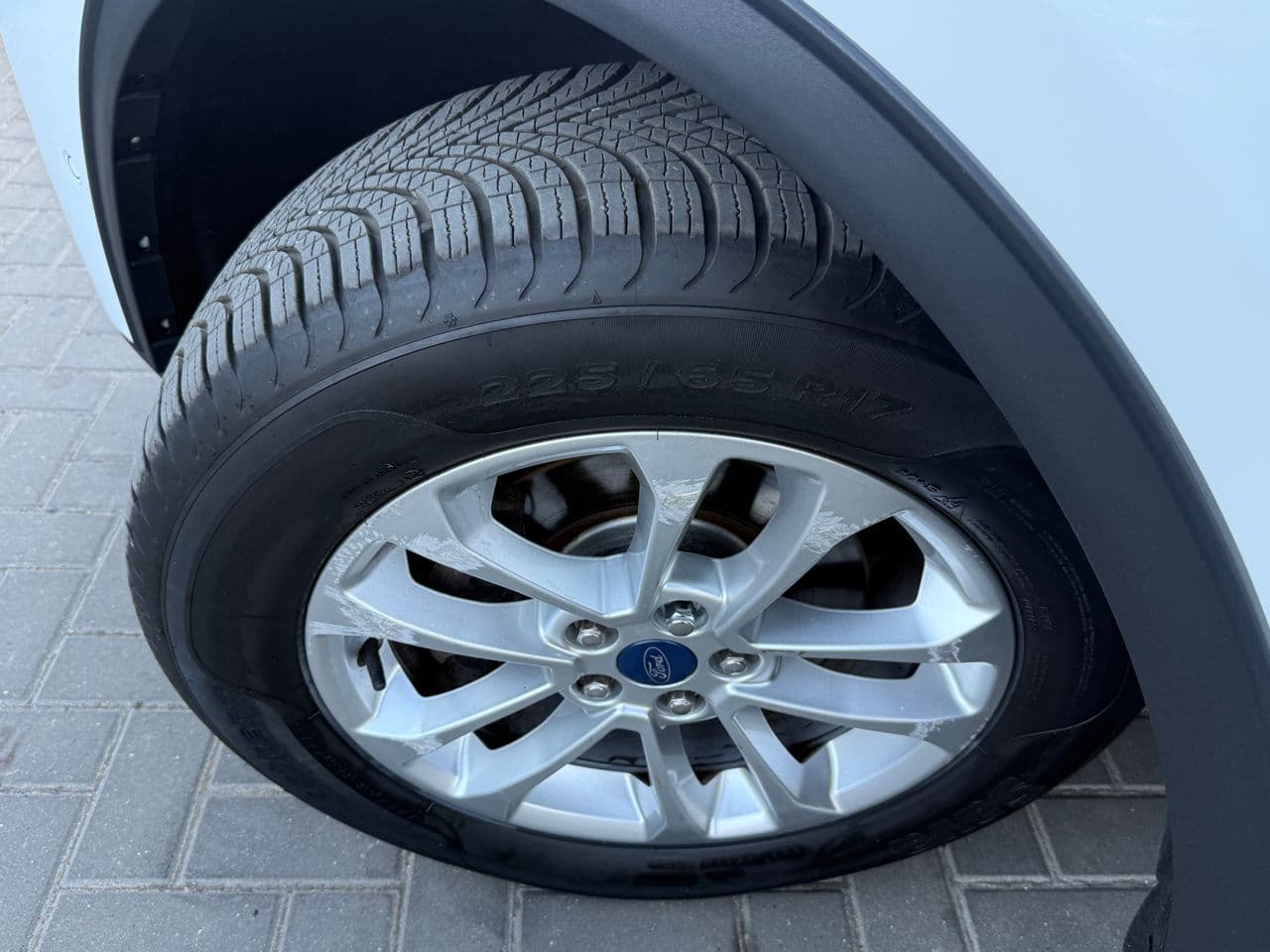 2020 Ford Kuga — Miniatură 17
