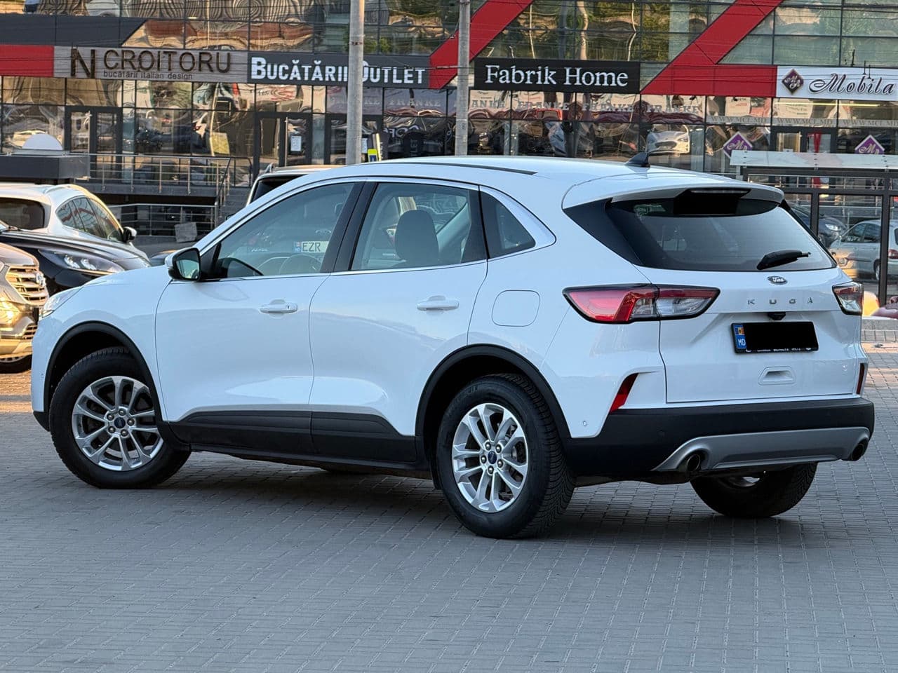 2020 Ford Kuga — Miniatură 4