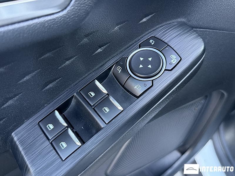 2020 Ford Kuga — Miniatură 19