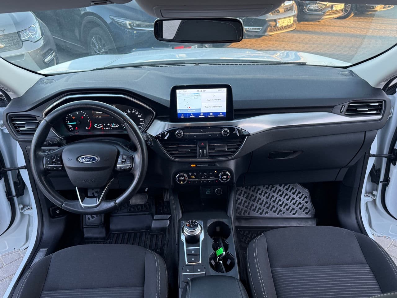 2020 Ford Kuga — Miniatură 6