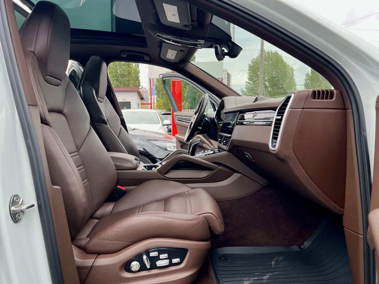 Porsche Cayenne E-Hybrid 2019 — Миниатюра 22