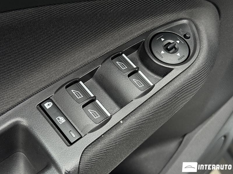 Ford Grand C-MAX 2018 — Миниатюра 17