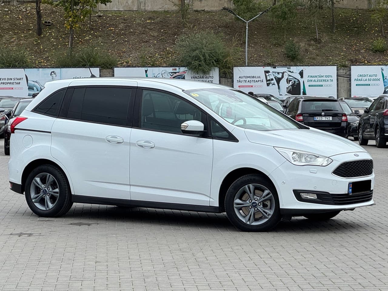 Ford Grand C-MAX