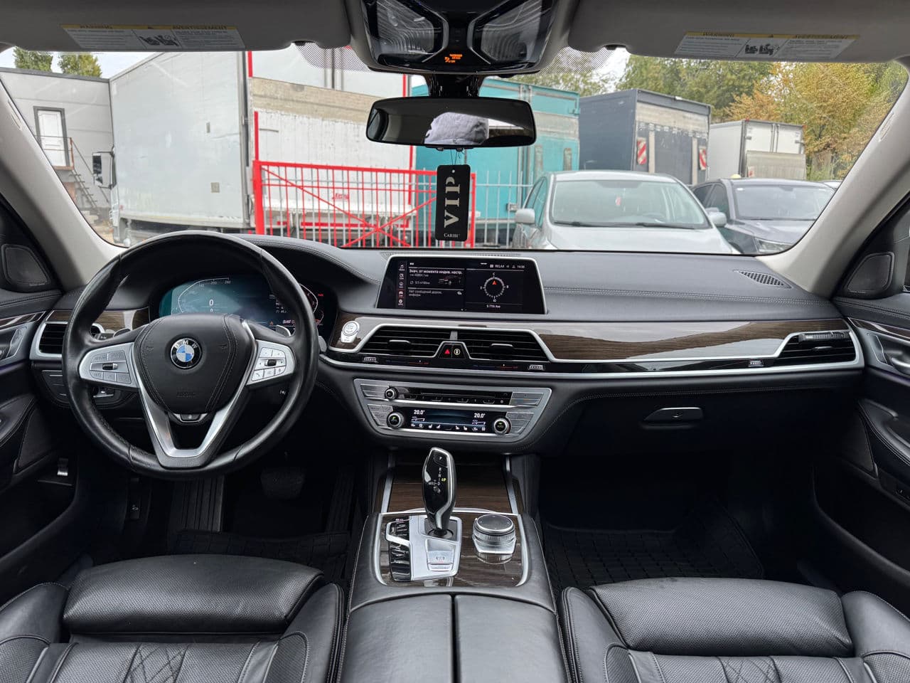2020 BMW 740 — Miniatură 9