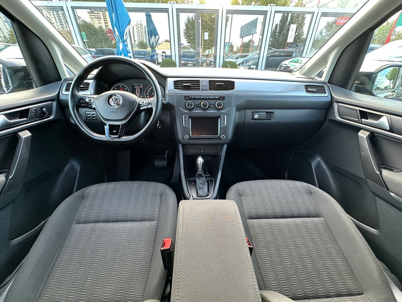 Volkswagen Caddy Maxi 2017 — Миниатюра 14