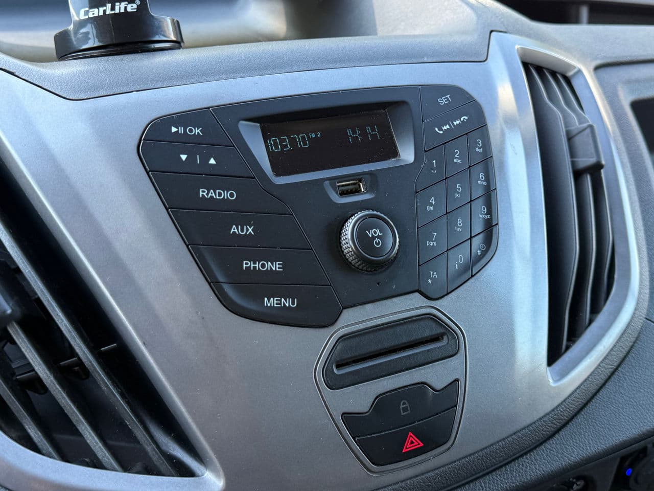 2019 Ford Transit — Miniatură 9