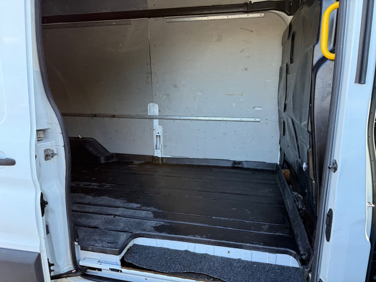 2019 Ford Transit — Miniatură 13