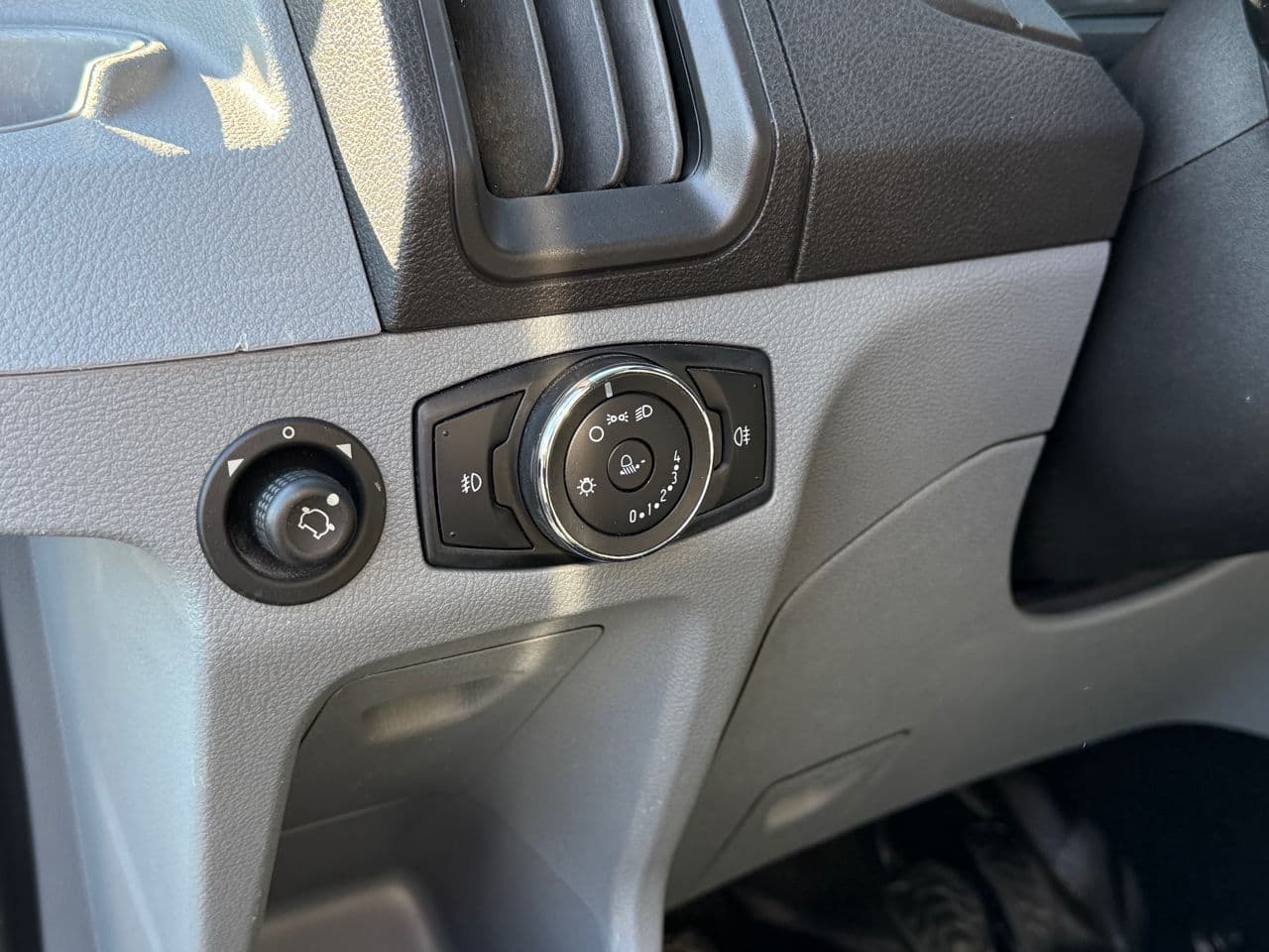 2019 Ford Transit — Miniatură 6
