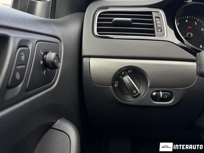 2015 Volkswagen Jetta — Miniatură 14