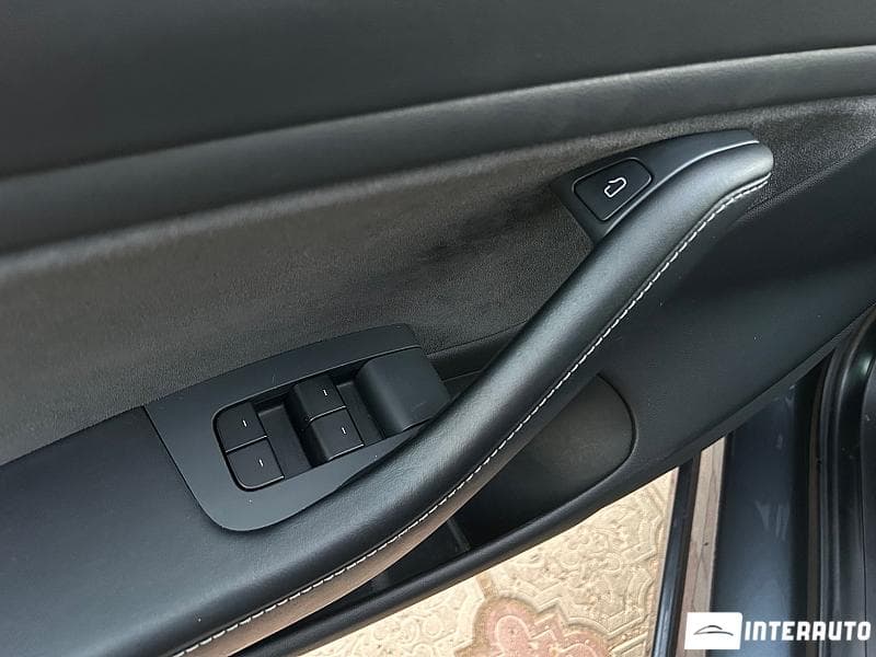 2020 Tesla Model 3 — Miniatură 7