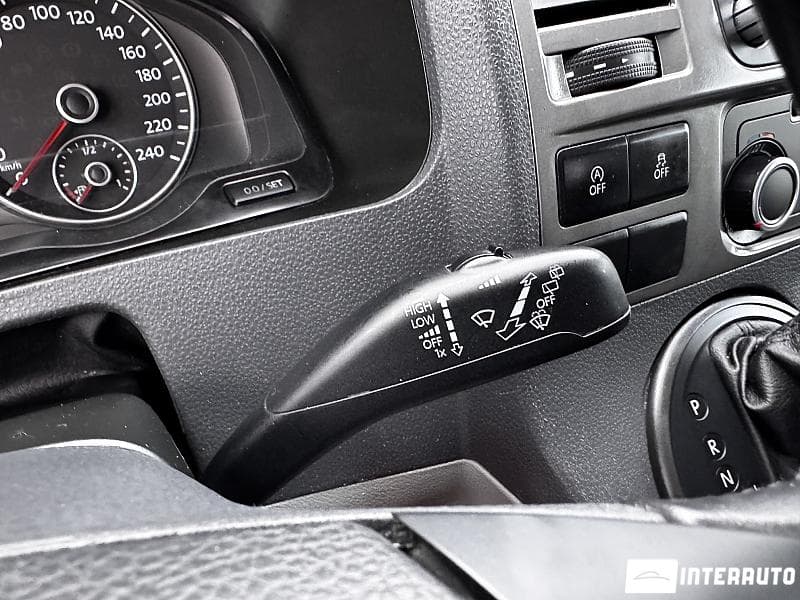 2014 Volkswagen Transporter — Miniatură 13