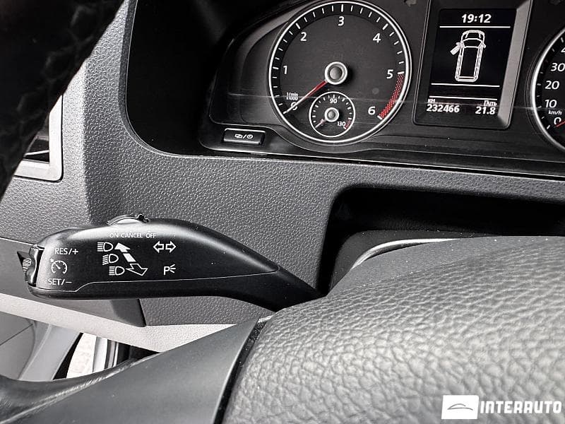 2014 Volkswagen Transporter — Miniatură 12
