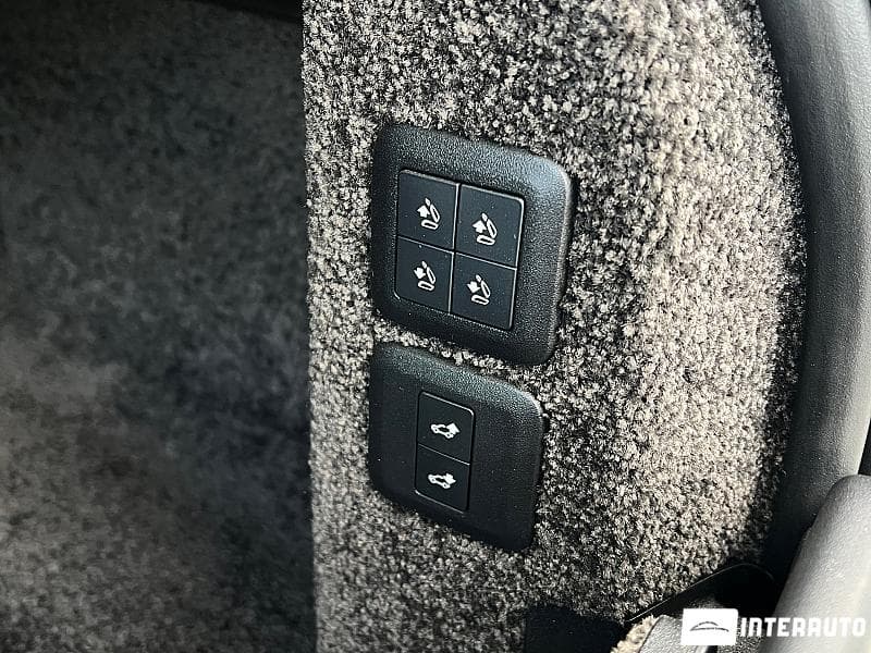 2018 Land Rover Range Rover Vogue — Miniatură 25