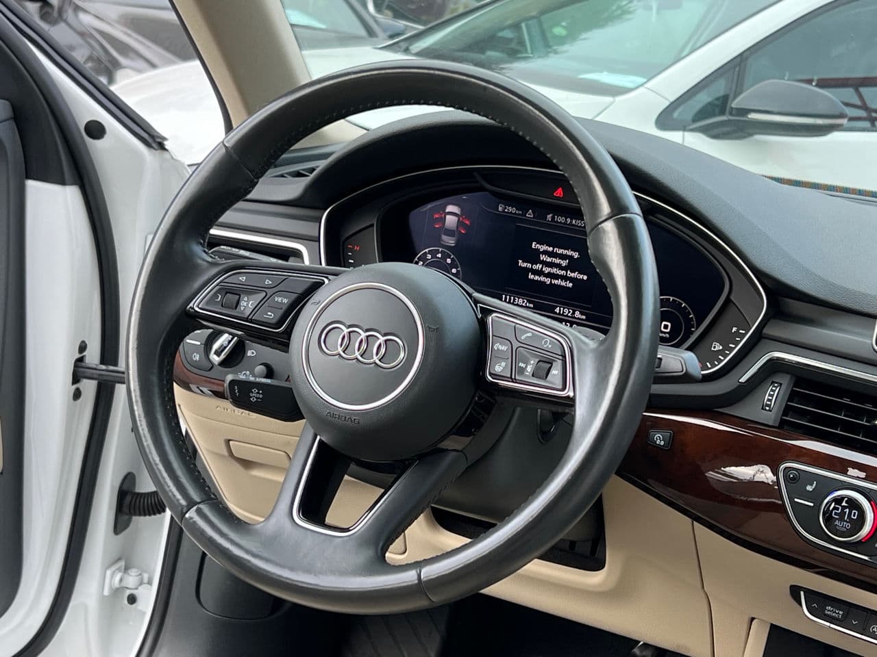Audi A4 2017 — Миниатюра 8