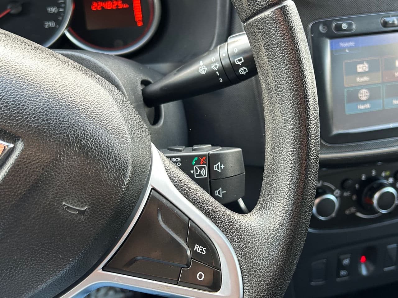 2017 Dacia Logan MCV — Miniatură 12