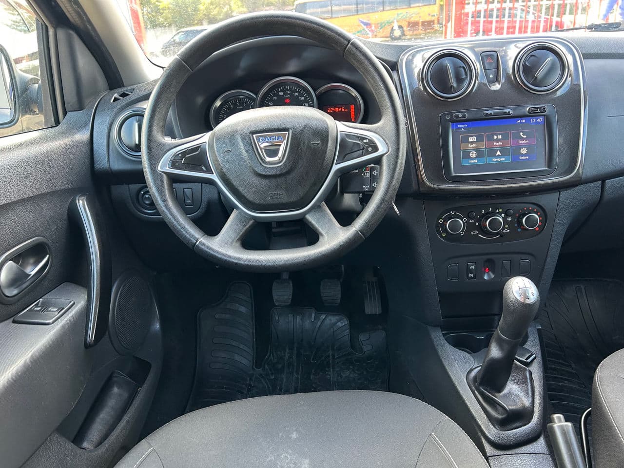 2017 Dacia Logan MCV — Miniatură 15