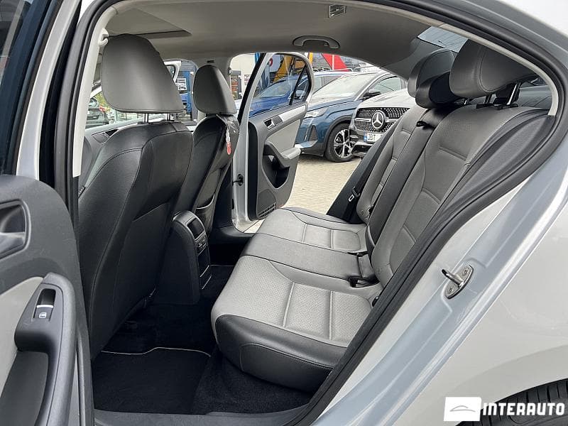 2013 Volkswagen Jetta — Miniatură 12
