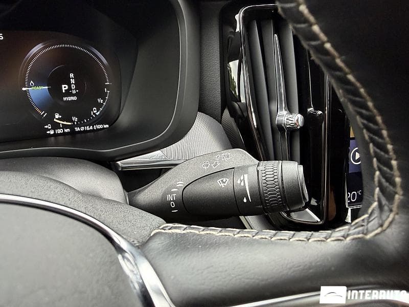 Volvo XC 60 2020 — Миниатюра 14
