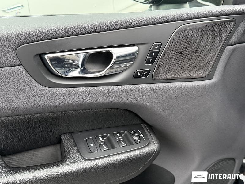 Volvo XC 60 2020 — Миниатюра 12