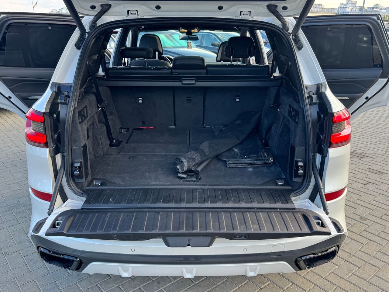 BMW X5 3.0D 2019 — Миниатюра 31