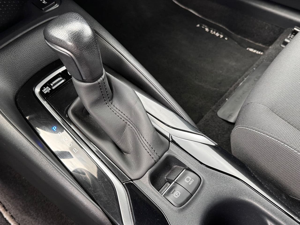 2022 Toyota Corolla — Miniatură 17