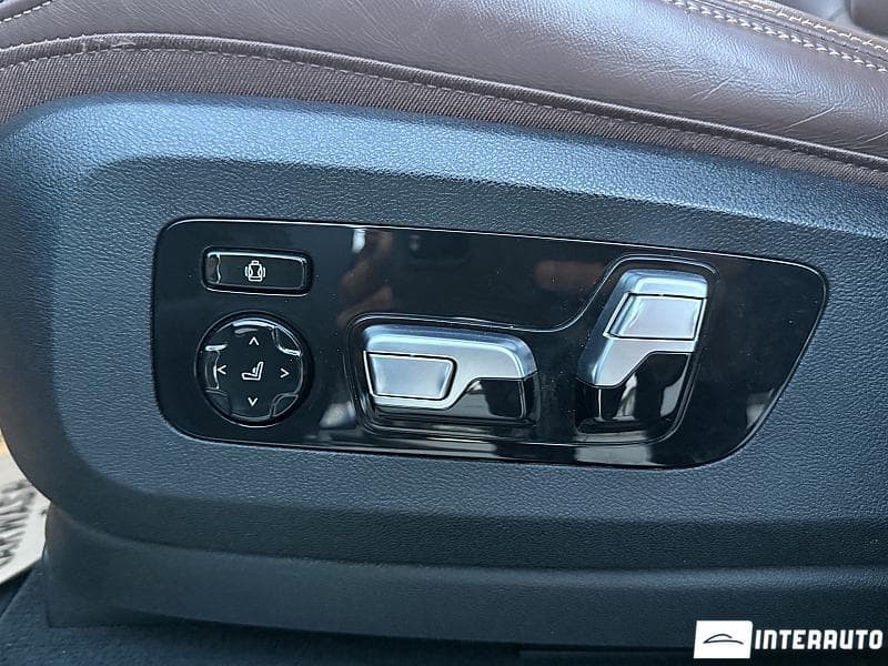 BMW X5 5.0i 2020 — Миниатюра 31