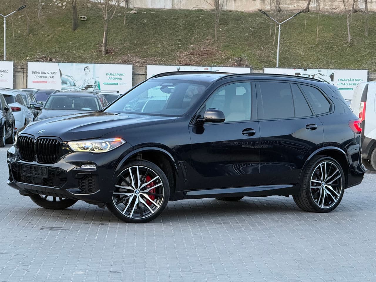 BMW X5 5.0i 2020 — Миниатюра 2