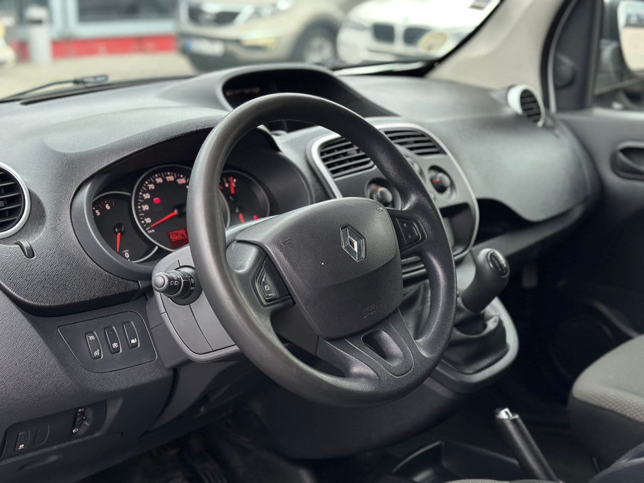 2018 Renault Kangoo — Miniatură 9