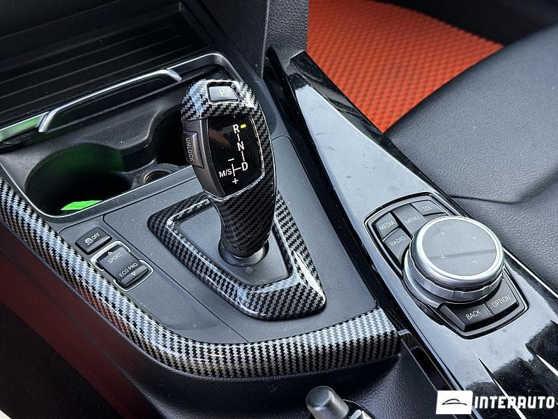 2015 BMW 320 — Miniatură 11