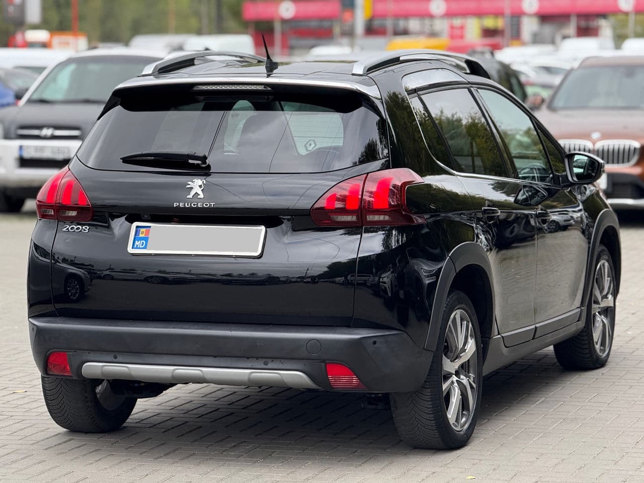 2018 Peugeot 2008 — Miniatură 2