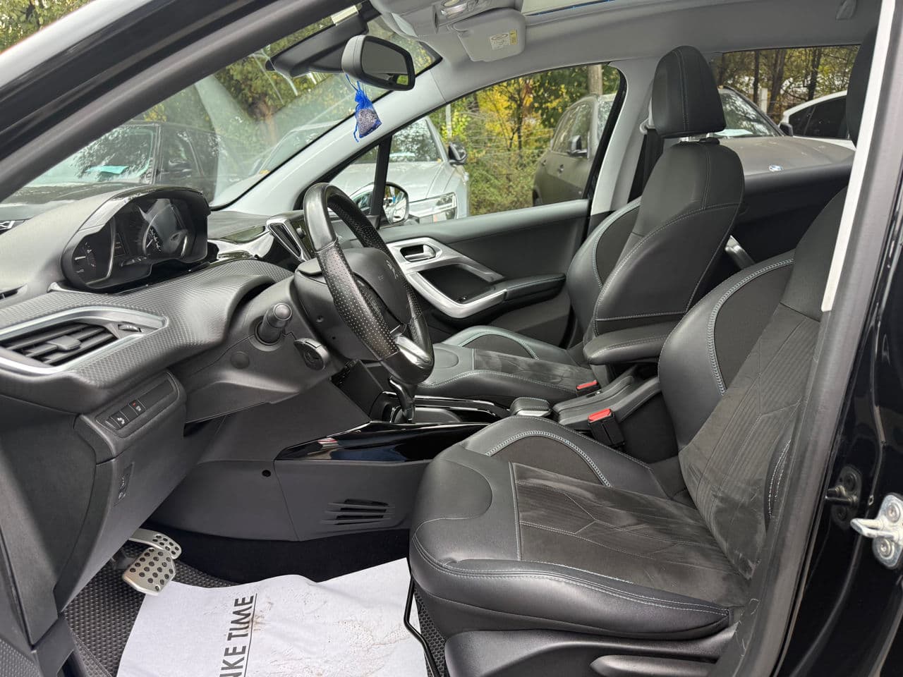 2018 Peugeot 2008 — Miniatură 5