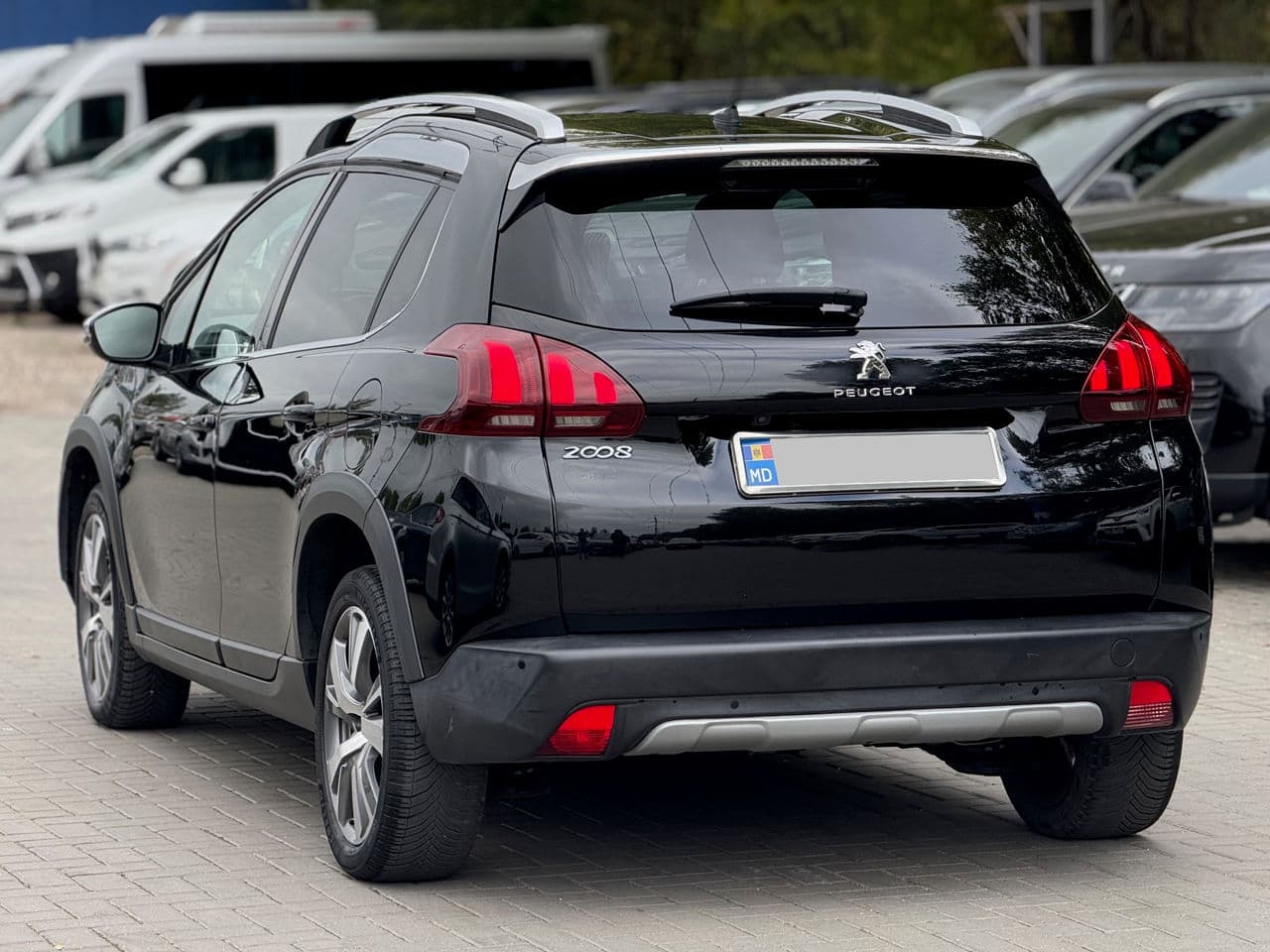 2018 Peugeot 2008 — Miniatură 4