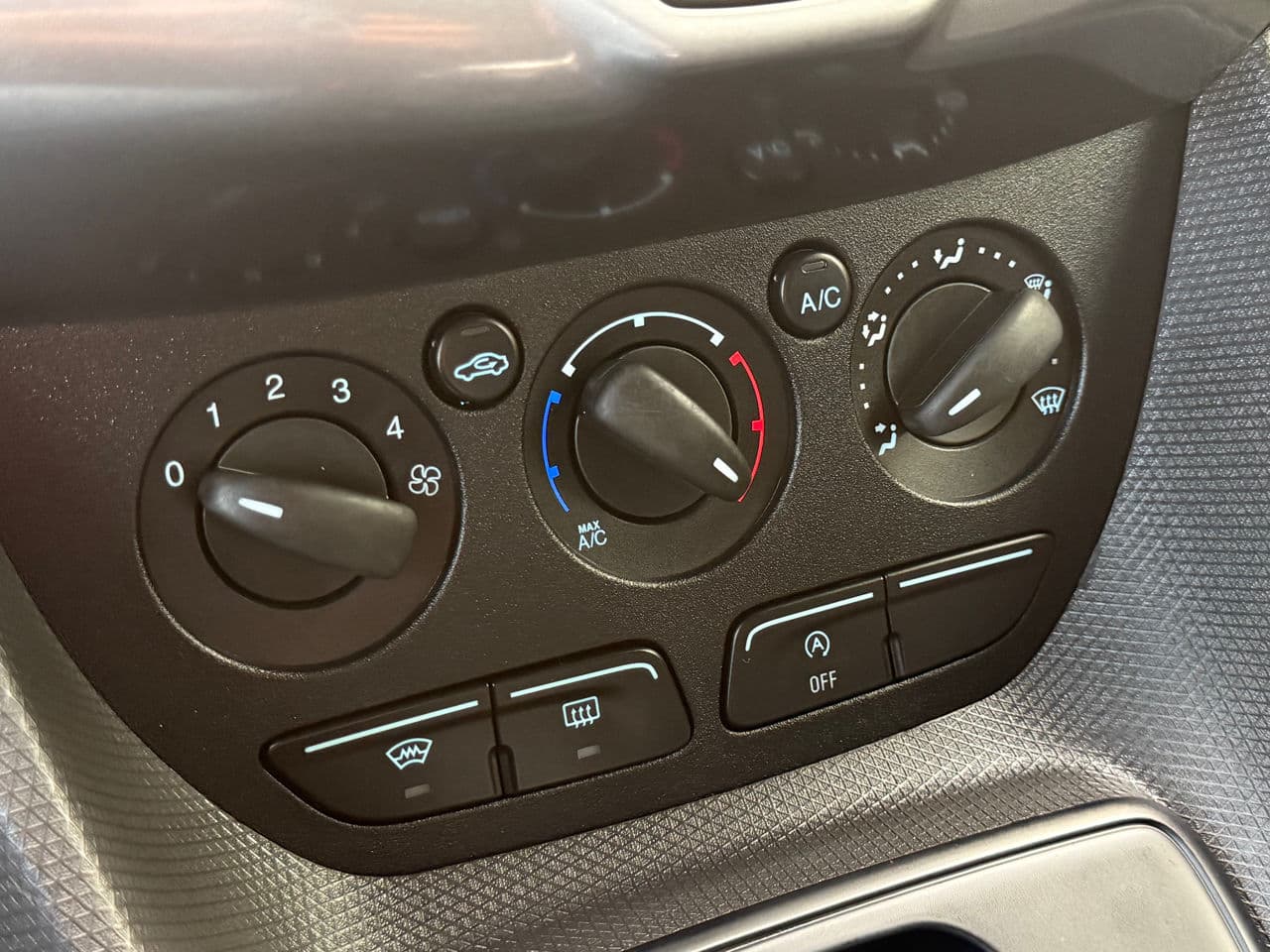 2015 Ford Transit Connect — Miniatură 12