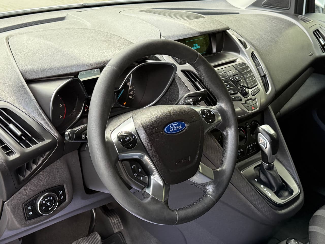 2015 Ford Transit Connect — Miniatură 9