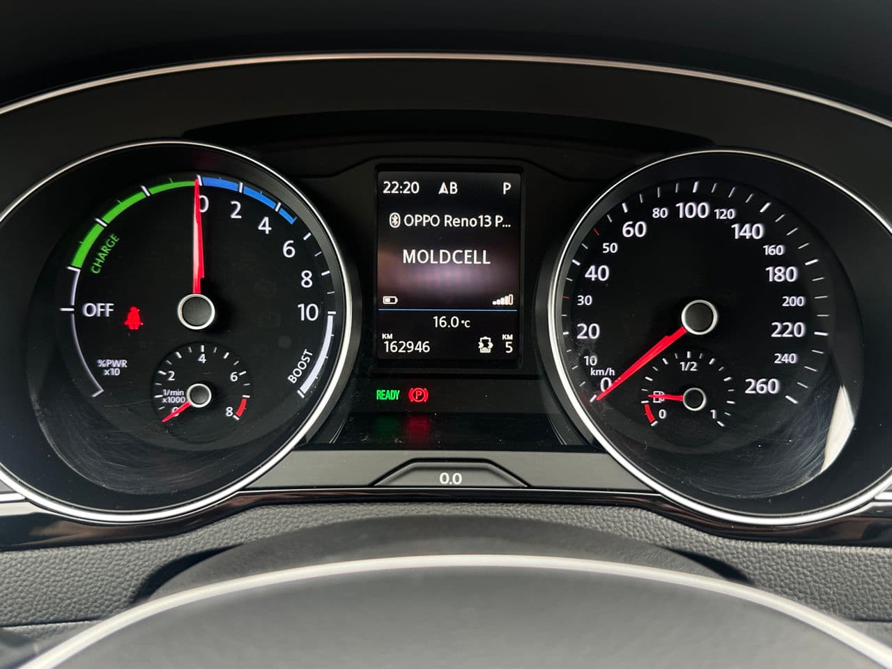 2016 Volkswagen Passat GTE — Miniatură 8