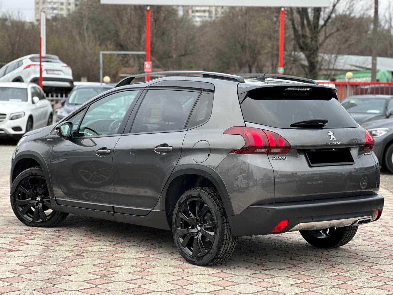 2019 Peugeot 2008 — Miniatură 3