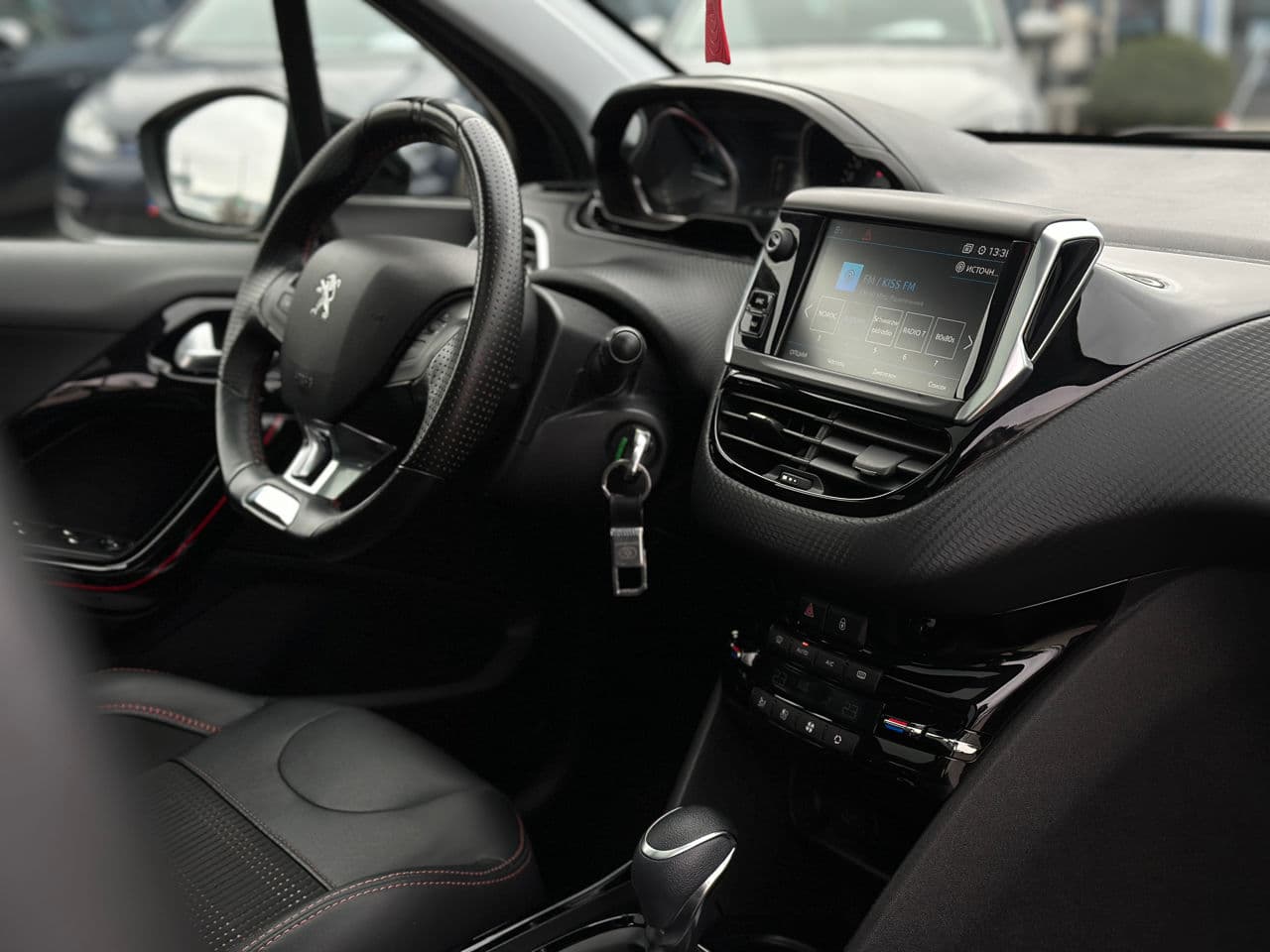 2019 Peugeot 2008 — Miniatură 10