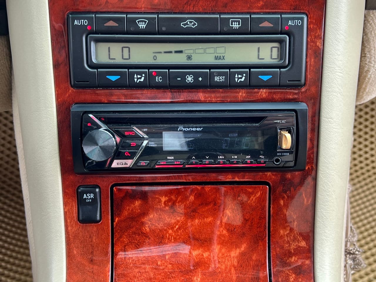1995 Mercedes S 320 — Miniatură 10