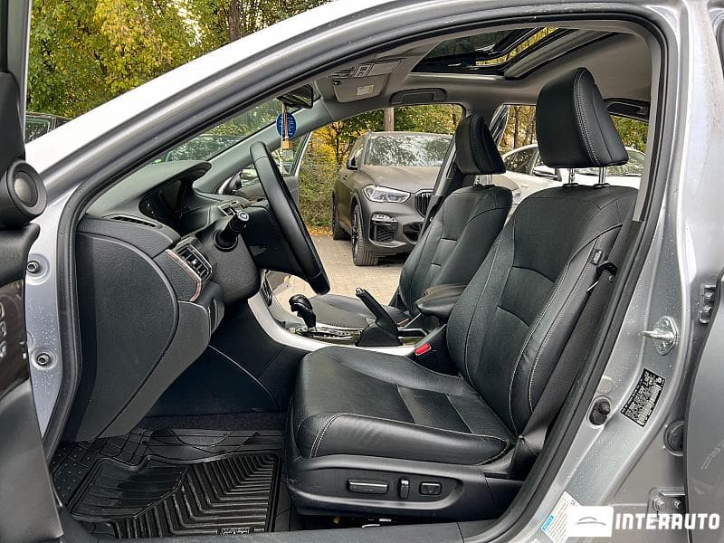 2017 Honda Accord — Miniatură 5