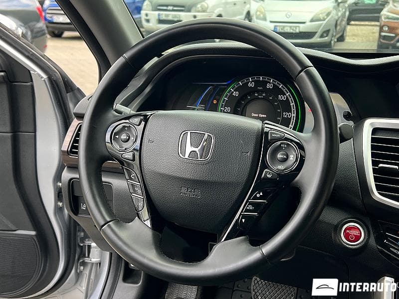 2017 Honda Accord — Miniatură 10