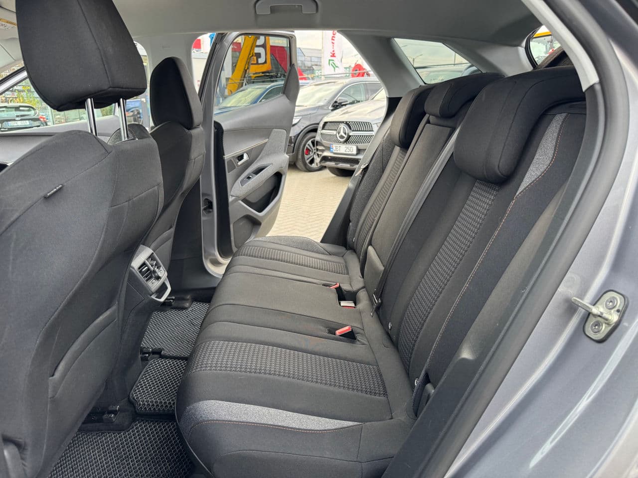 2019 Peugeot 3008 — Miniatură 13