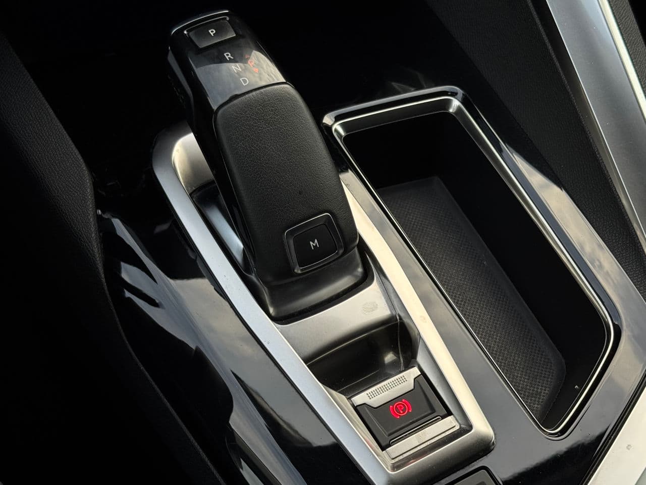 2019 Peugeot 3008 — Miniatură 12