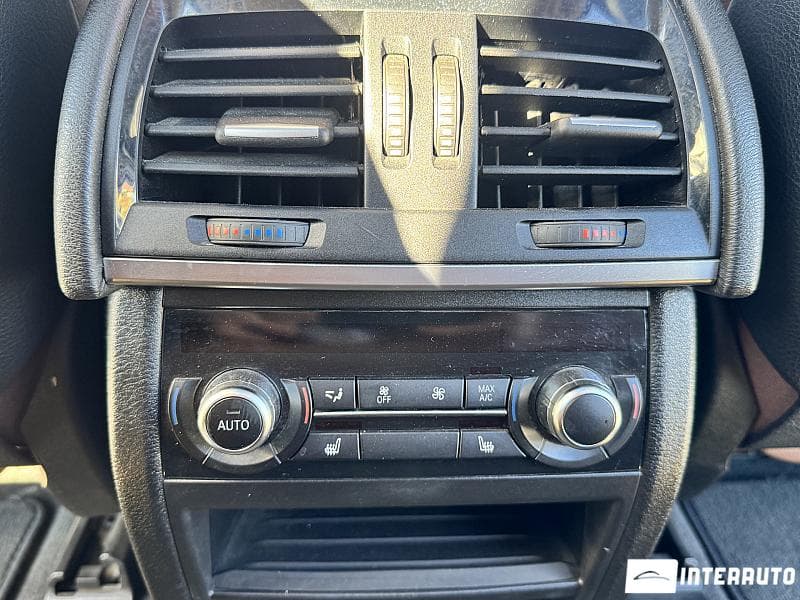 2016 BMW X5 4.0e — Miniatură 15