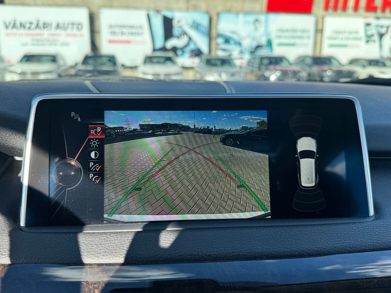 2016 BMW X5 4.0e — Miniatură 10