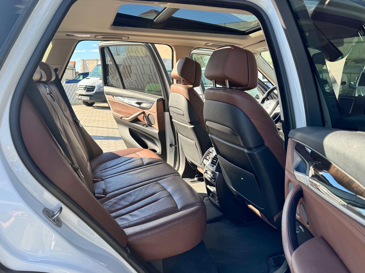 2016 BMW X5 4.0e — Miniatură 16